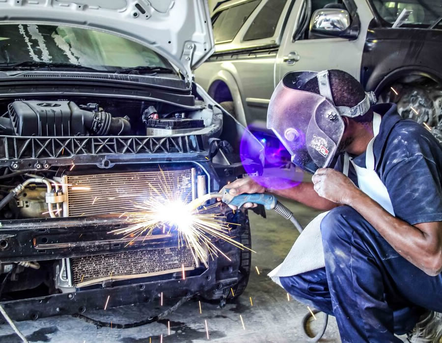 Audi Accident Repair and Body Work in Lagos | Mechanic on the Go image